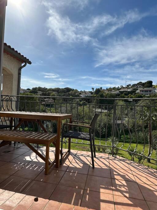 Villa Constance 3 Antibes - Spacieux Logement En Dernier Etage Εξωτερικό φωτογραφία